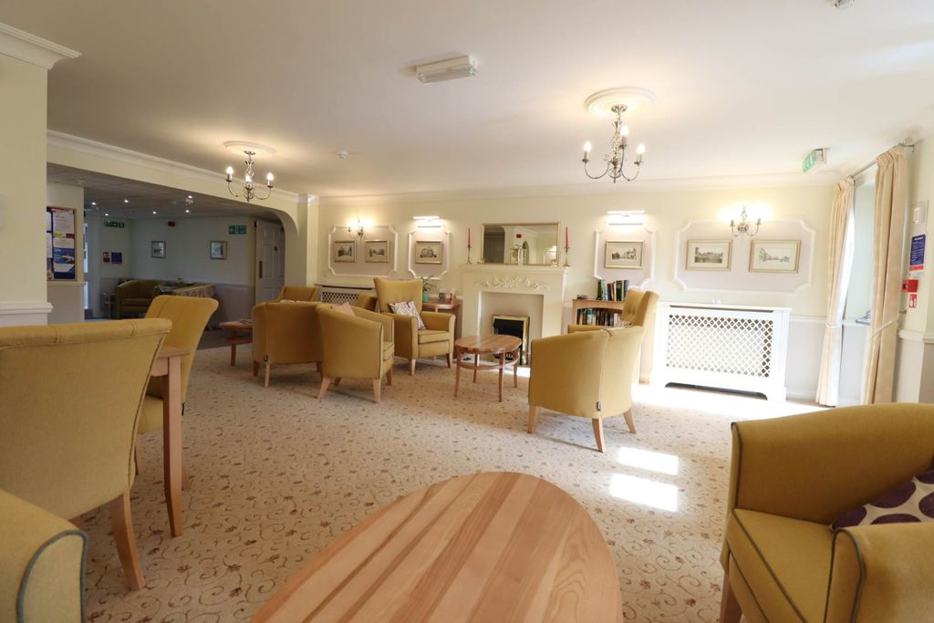 Additional image 7 of 1 bed flat for saleChurchill Court, Marlborough SN8