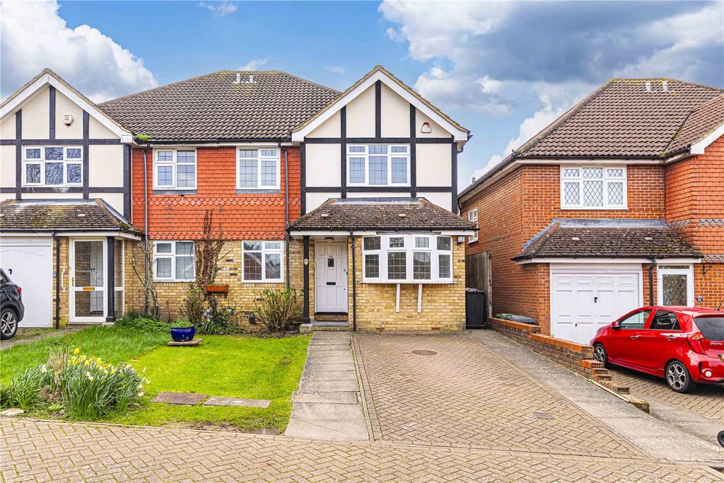 Additional image 31 of 4 bed semi-detached house for saleThe Birches, Bushey, Hertfordshire WD23