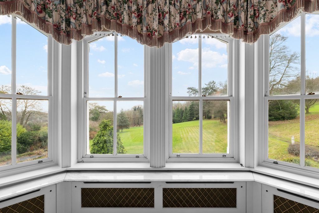 Additional image 16 of 6 bed detached house for saleTupwood Lane, Caterham CR3