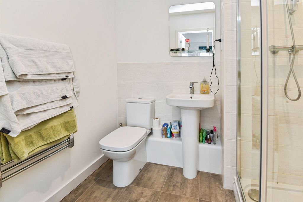 Additional image 9 of 2 bed flat for saleFoundry Lane, Chippenham SN15