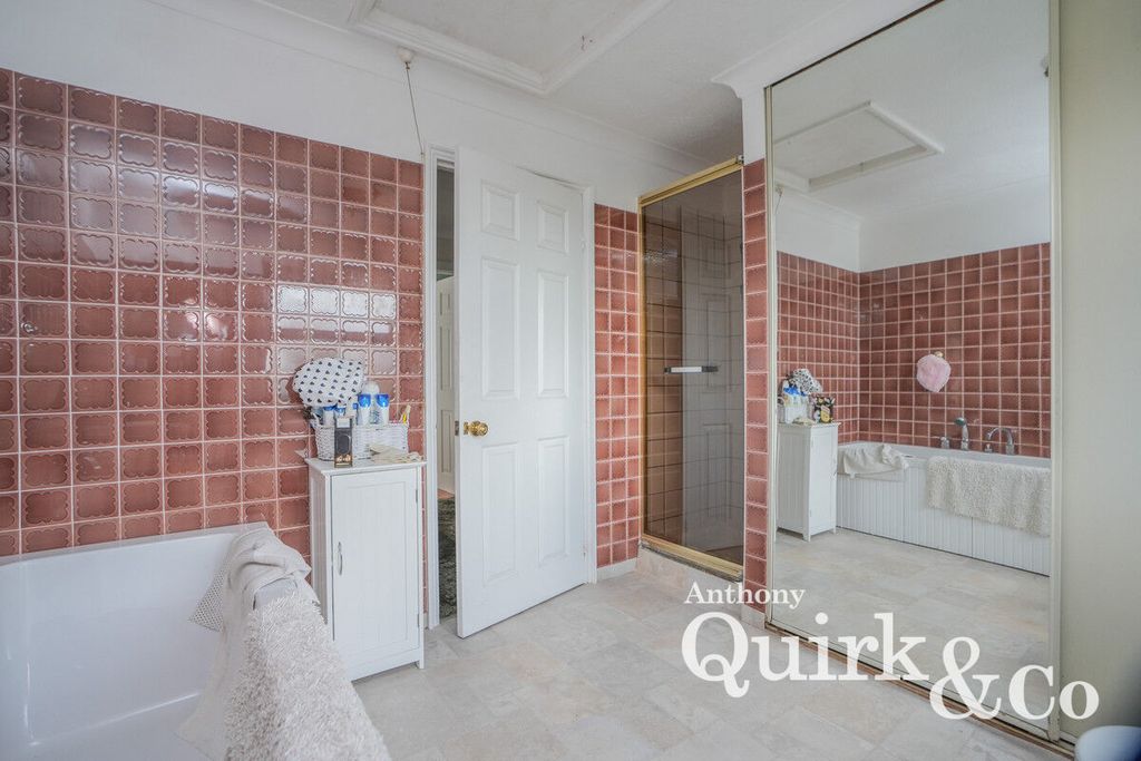 Additional image 20 of 5 bed detached house for saleSt. Agnes Drive, Canvey Island SS8
