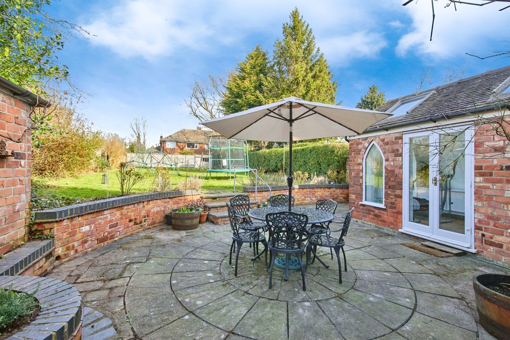Additional image 14 of 7 bed semi-detached house for saleAlexandra Road, Burton-On-Trent, Staffordshire DE15