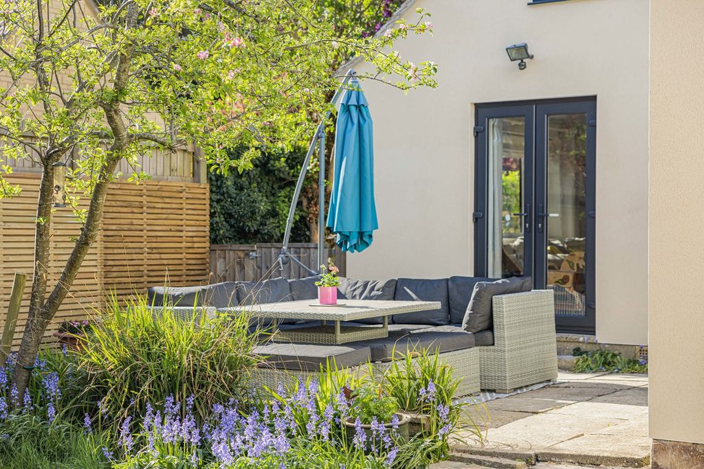 Additional image 23 of 4 bed bungalow for saleBarn Way, Cirencester, Gloucestershire GL7