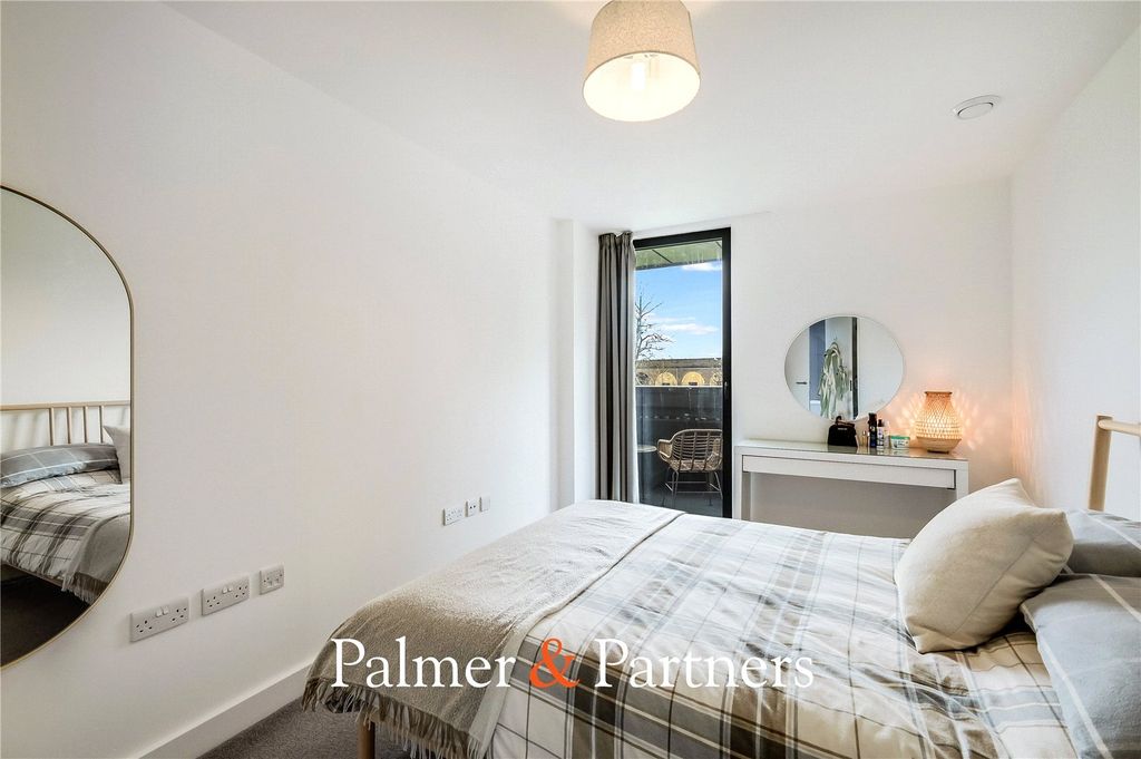 Additional image 18 of 2 bed maisonette for saleBurgess Springs, Chelmsford, Essex CM1