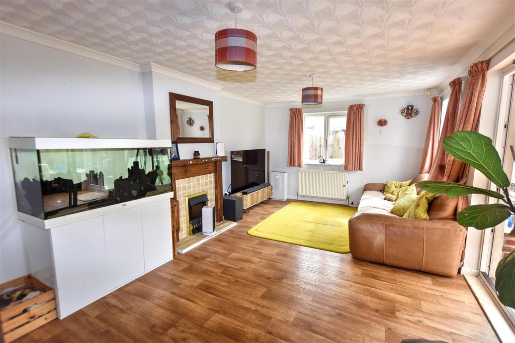 Additional image 2 of 5 bed detached bungalow for saleTehidy Road, Camborne TR14