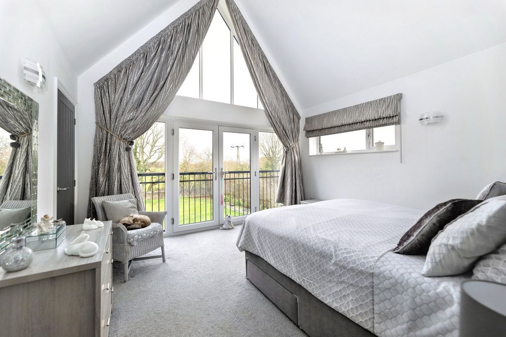 Additional image 13 of 4 bed detached house for saleHeath Road, St Osyth CO16