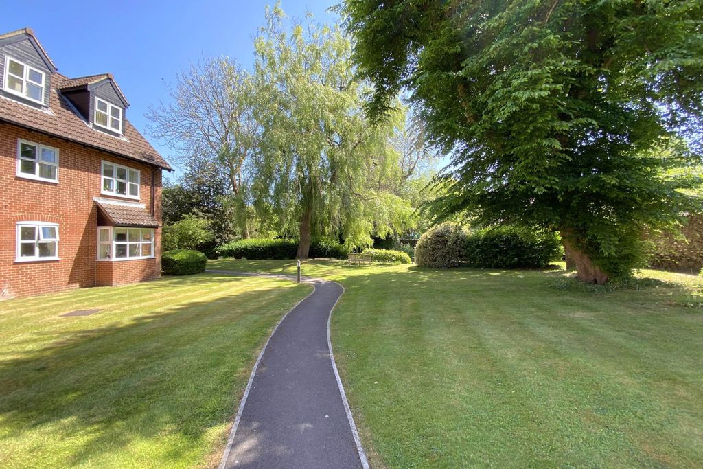 Additional image 11 of 1 bed flat for saleRiver Park, Marlborough SN8