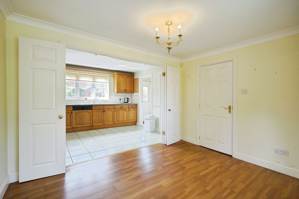 Additional image 21 of 4 bed detached house for saleShotwood Close, Rolleston-On-Dove, Burton-On-Trent, Staffordshire DE13