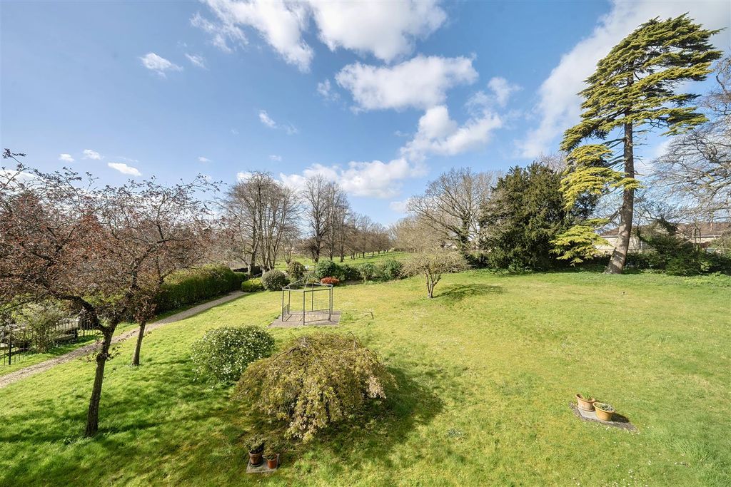 Additional image 13 of 2 bed flat for saleMonkton Park, Chippenham SN15