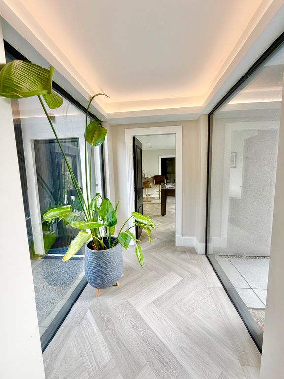 Additional image 15 of 5 bed detached house for salePrior Croft Close, Camberley GU15