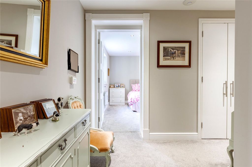 Additional image 8 of 2 bed flat for saleStratton Place, Stratton, Cirencester, Gloucestershire GL7