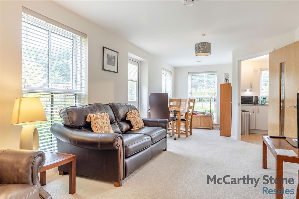 Additional image 3 of 1 bed flat for saleDevonshire Place, Station Road, Buxton SK17