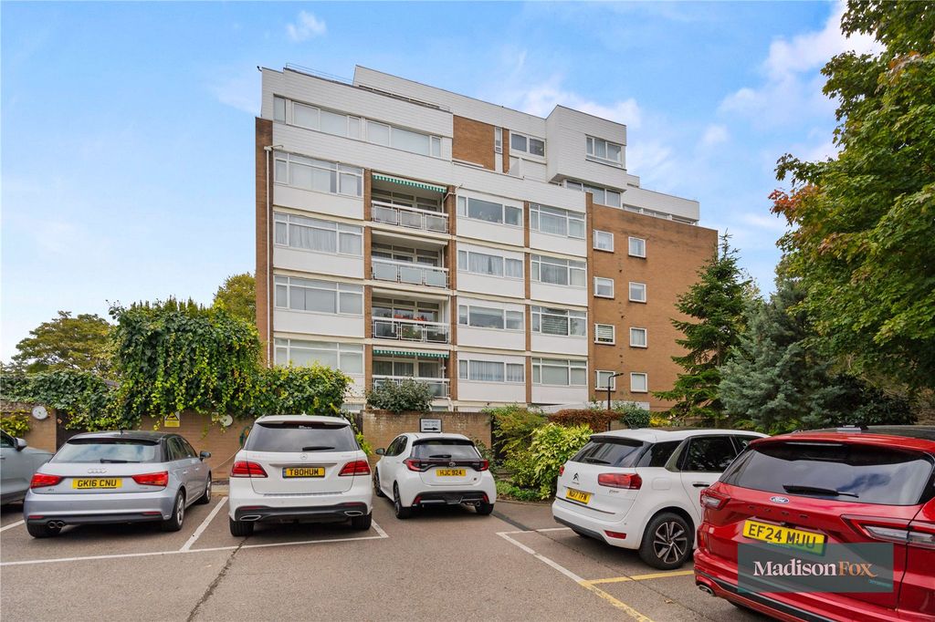 Additional image 2 of 2 bed flat for saleThe Bowls, Chigwell, Essex IG7