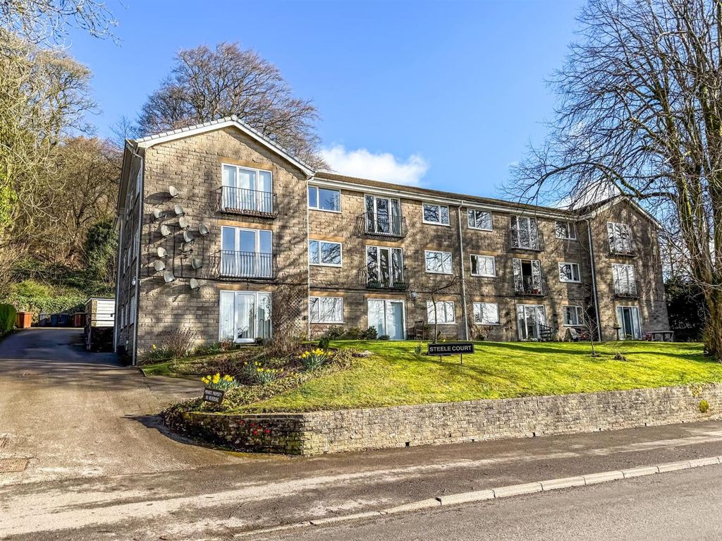 2 bed flat for saleSteele Court, Manchester Road, Buxton SK17