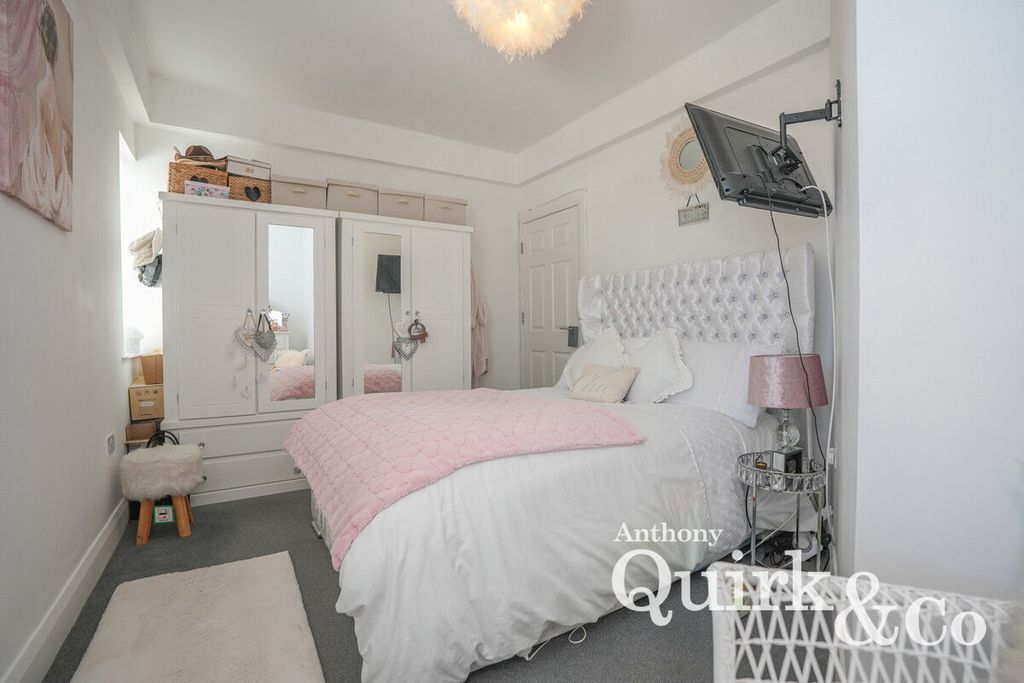 Additional image 6 of 2 bed flat for saleCanvey Road, Canvey Island SS8