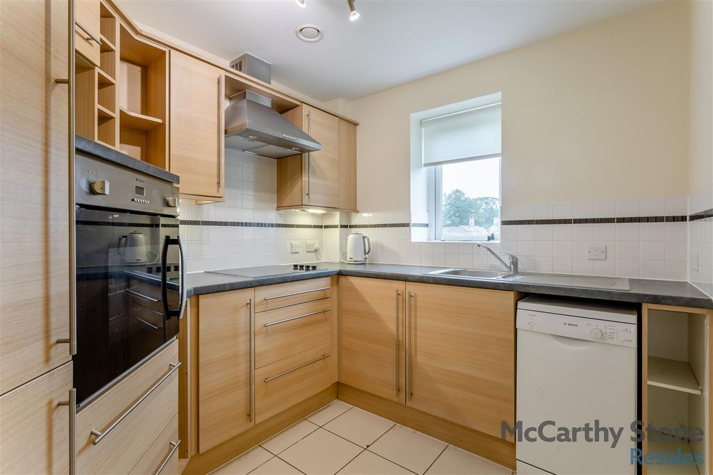 Additional image 6 of 2 bed flat for saleCross Penny Court, Cotton Lane, Bury St. Edmunds IP33