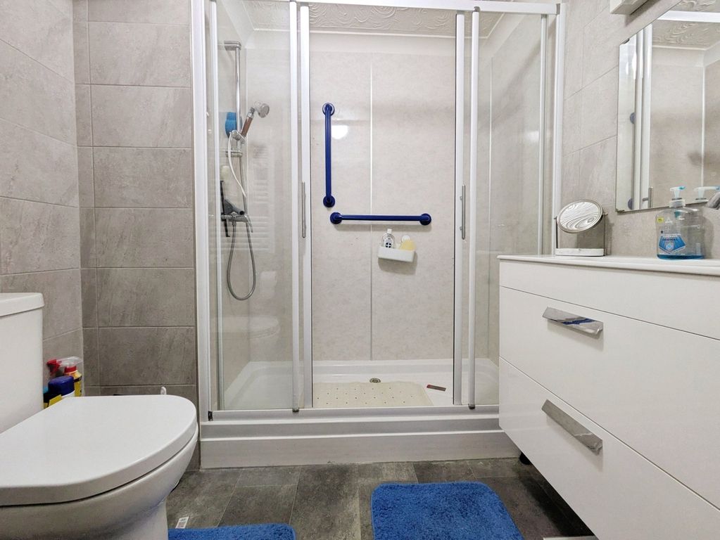 Additional image 4 of 1 bed flat for saleTrevithick Road, Camborne, Cornwall TR14