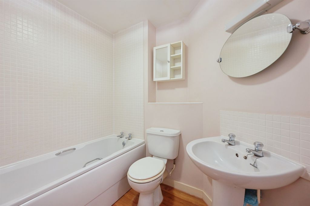 Additional image 14 of 2 bed flat for saleDeykin Road, Lichfield WS13