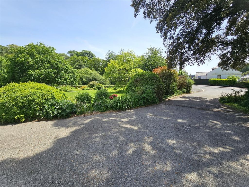 Additional image 13 of 1 bed flat for saleBannawell Street, Tavistock PL19
