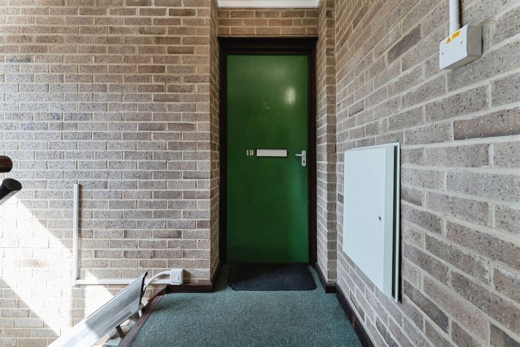 Additional image 13 of 2 bed flat for saleRobingoodfellows Lane, March PE15