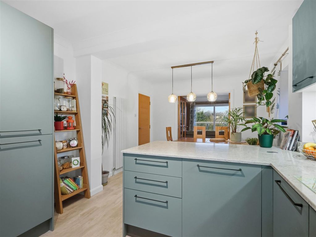 Additional image 9 of 5 bed town house for saleAsquith Close, Christchurch BH23