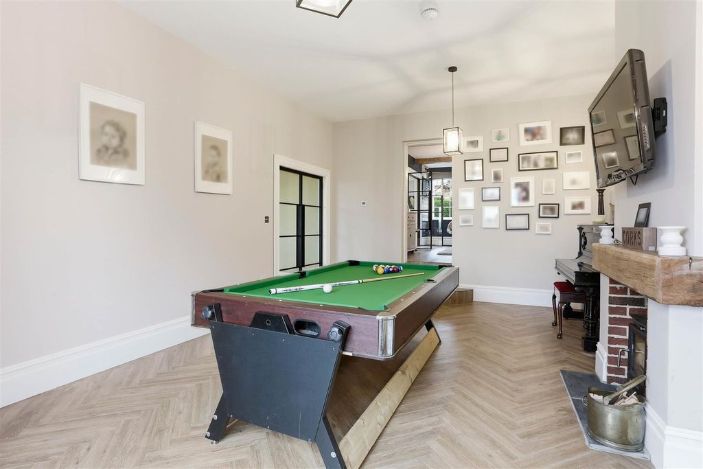 Additional image 24 of 7 bed detached house for saleWest Way, Carshalton SM5