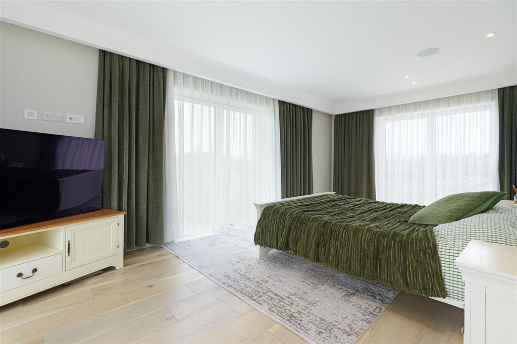 Additional image 15 of 6 bed detached house for saleFarnham House, Merton Lane, Canterbury CT4