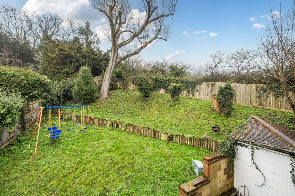 Additional image 8 of 5 bed detached house for saleDeerswood Close, Caterham CR3