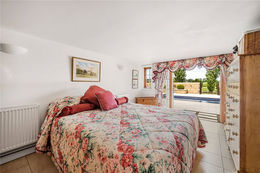 Additional image 28 of 5 bed detached house for saleGreatham Lane, Greatham, Pulborough, West Sussex RH20