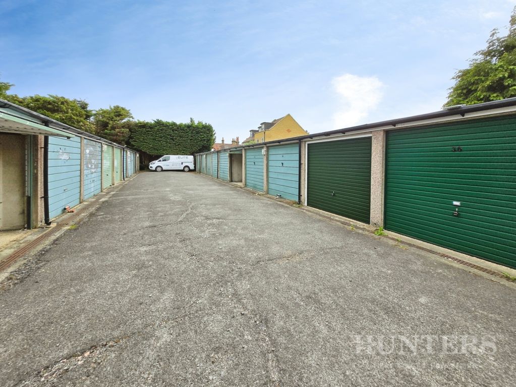 Additional image 15 of 2 bed flat for saleSycamore Close, Carshalton SM5