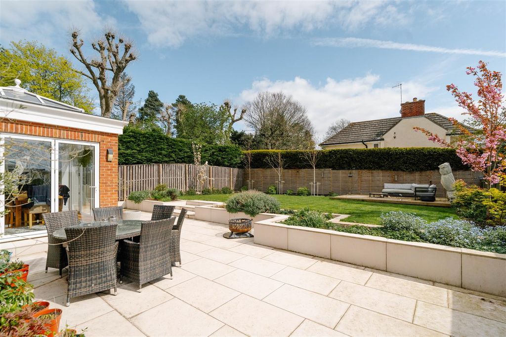 Additional image 3 of 4 bed detached house for saleNetherleigh Road, Ashgate, Chesterfield S40
