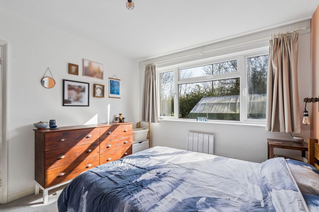 Additional image 13 of 2 bed maisonette for saleDarvell Drive, Chesham HP5