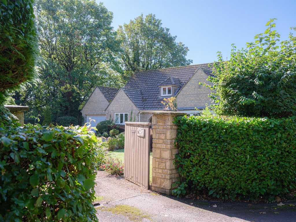 Additional image 15 of 4 bed detached house for saleOld Hardenhuish Lane, Chippenham SN14