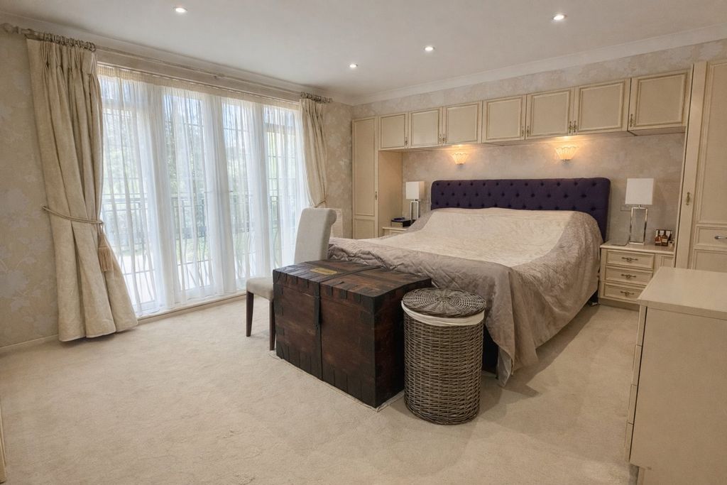 Additional image 20 of 4 bed detached bungalow for saleWalkers Ridge, Camberley GU15