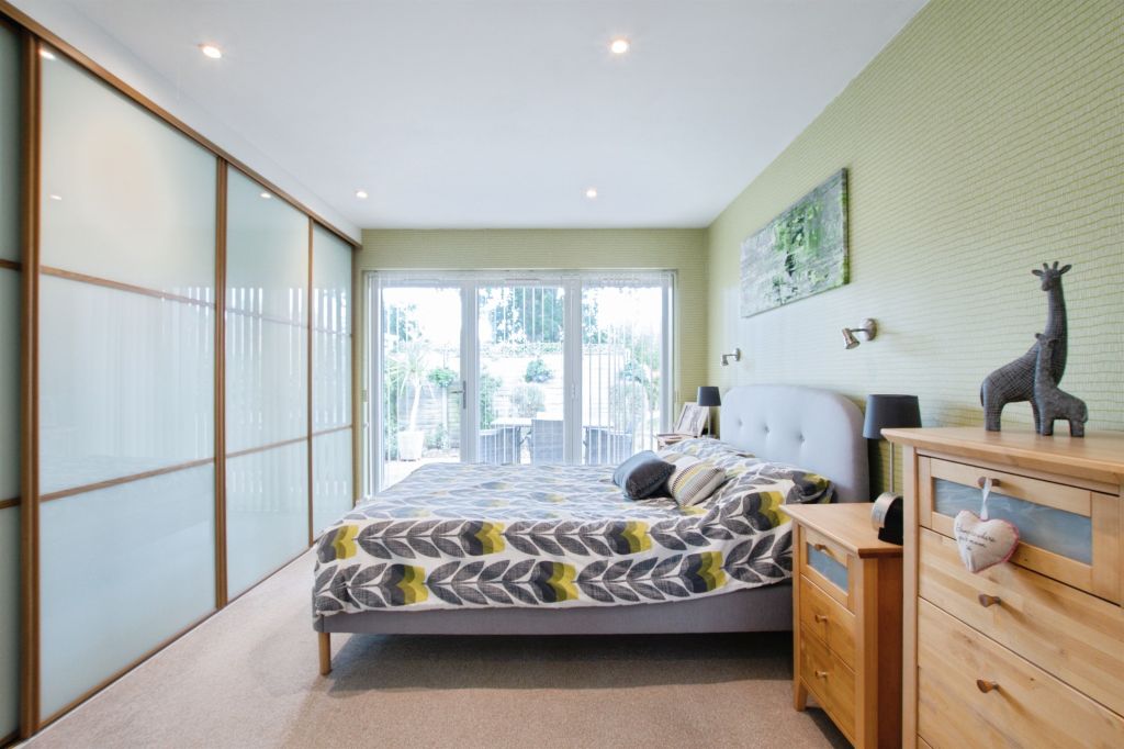 Additional image 7 of 3 bed detached bungalow for saleSpringfield Avenue, Christchurch BH23