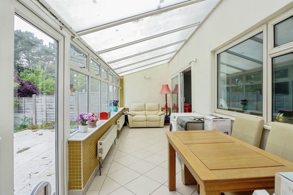 Additional image 11 of 4 bed detached house for saleDurlston Crescent, Christchurch BH23