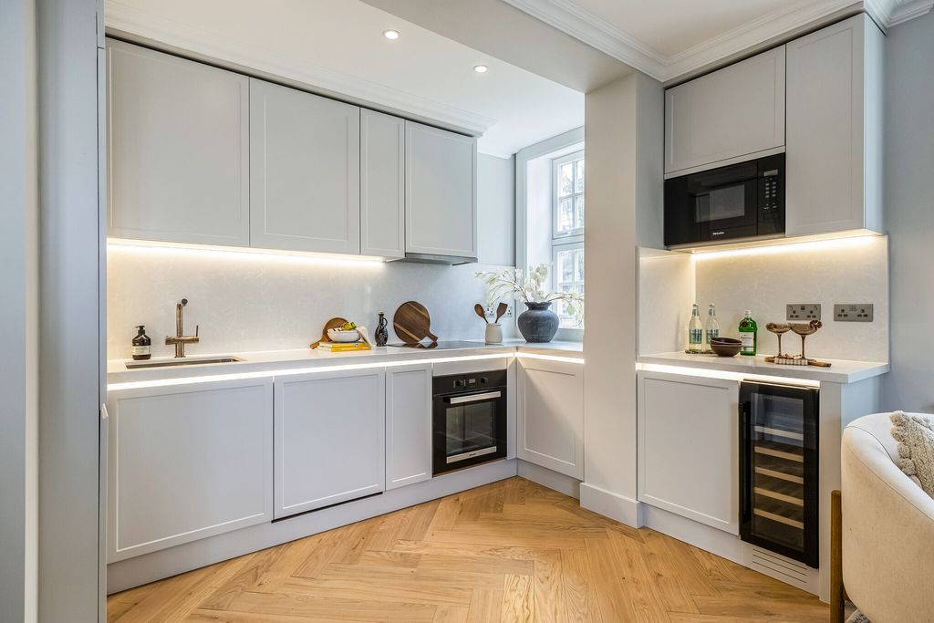 Additional image 2 of 1 bed flat for saleKings Meadow, Whyteleafe Hill, Whyteleafe CR3