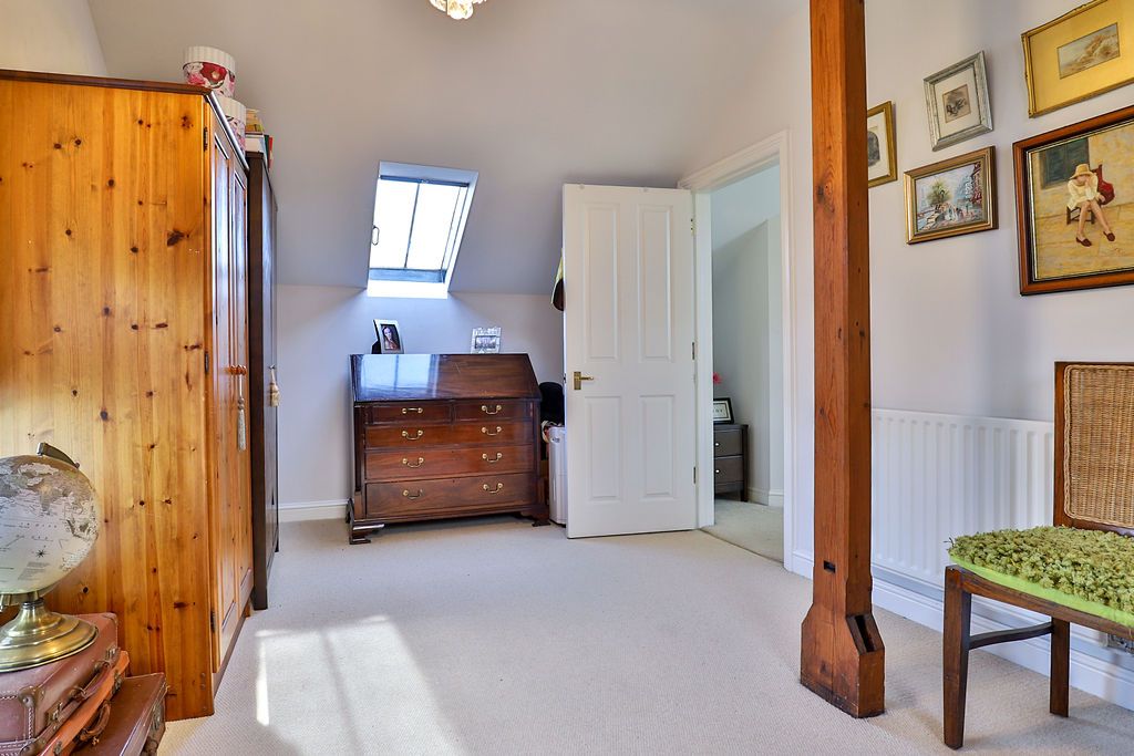 Additional image 9 of 3 bed flat for saleDragoon Way, Christchurch BH23