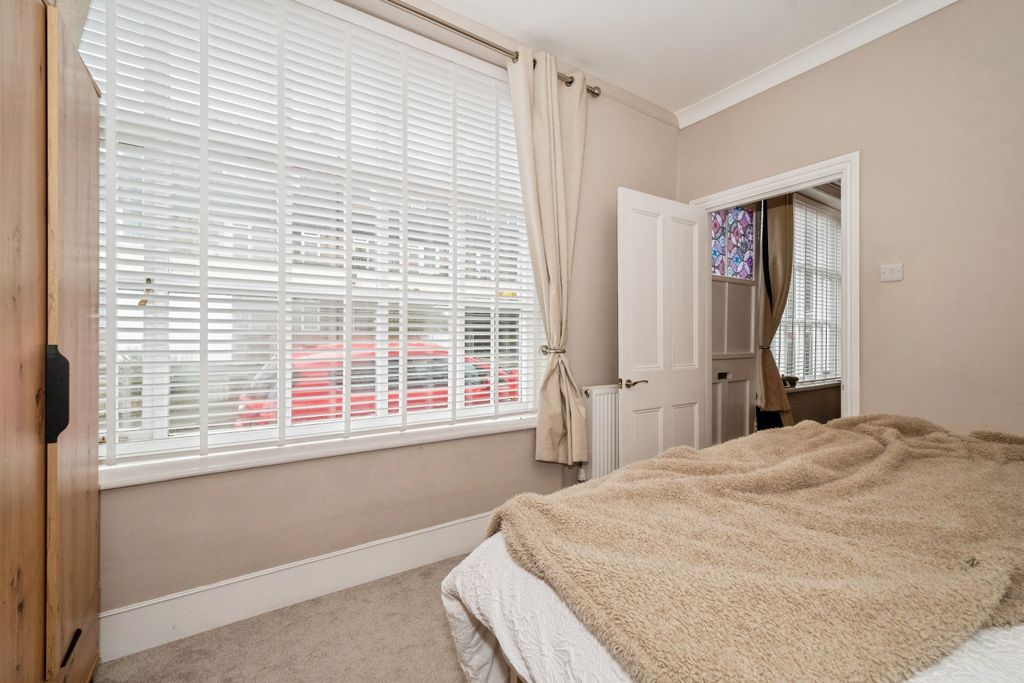 Additional image 14 of 3 bed flat for saleKing Street, Tavistock PL19