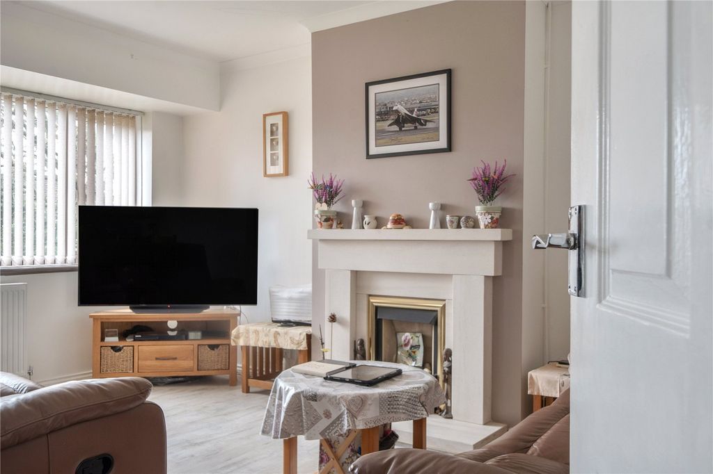 Additional image 7 of 2 bed maisonette for saleMount Nugent, Chesham, Buckinghamshire HP5