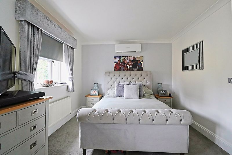 Additional image 10 of 5 bed detached house for saleAzalea Mews, Canvey Island SS8