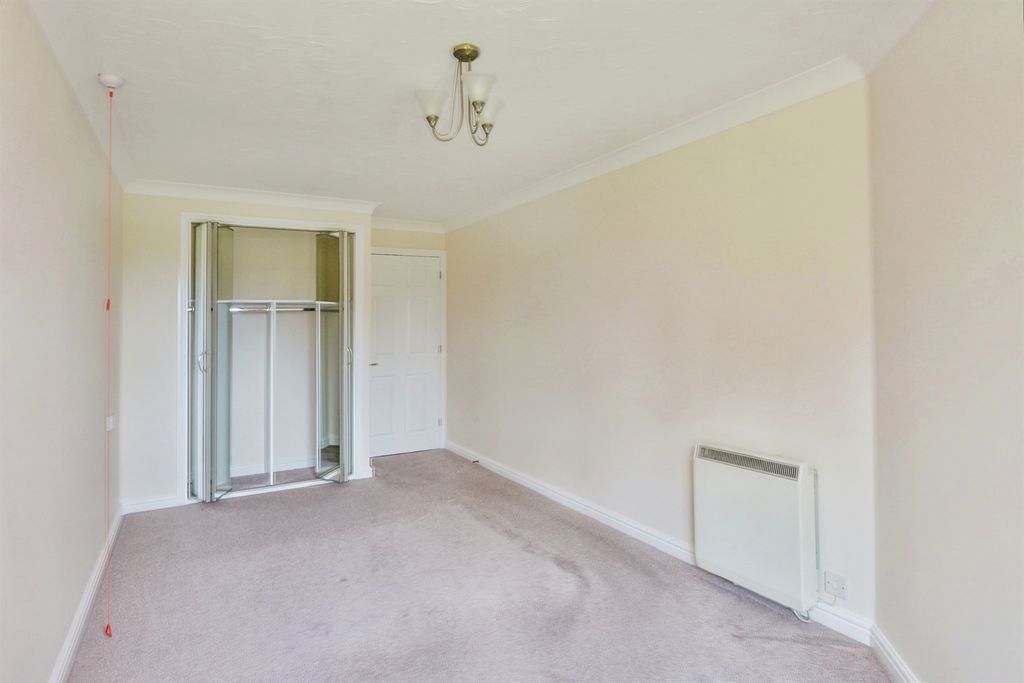 Additional image 13 of 1 bed flat for saleStour Road, Christchurch BH23