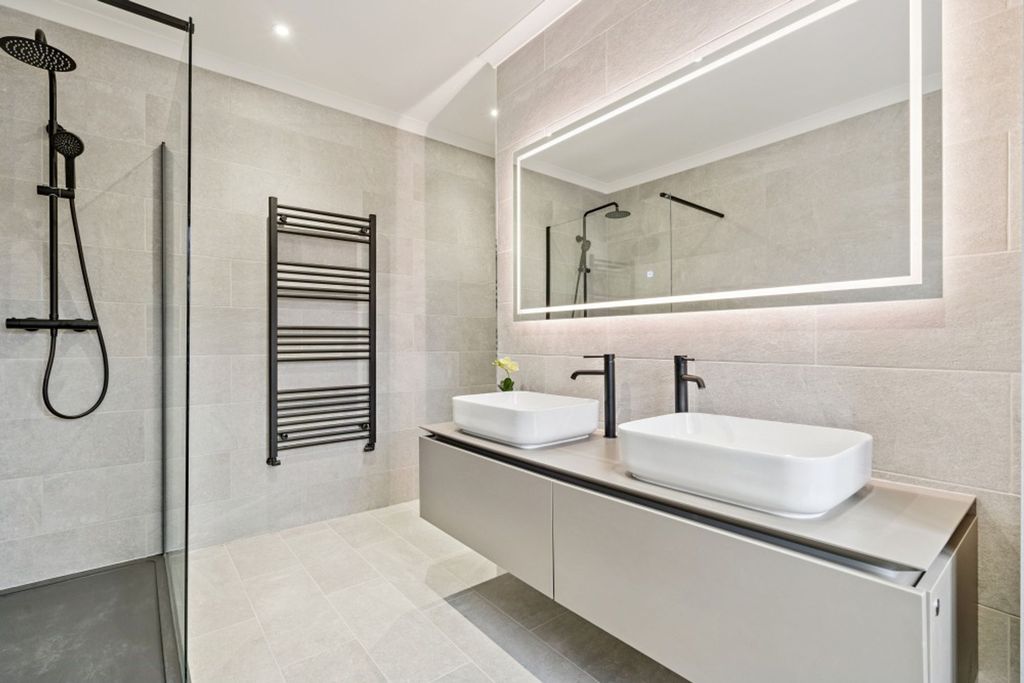 Additional image 25 of 5 bed detached house for saleAldenham Road, Bushey WD23