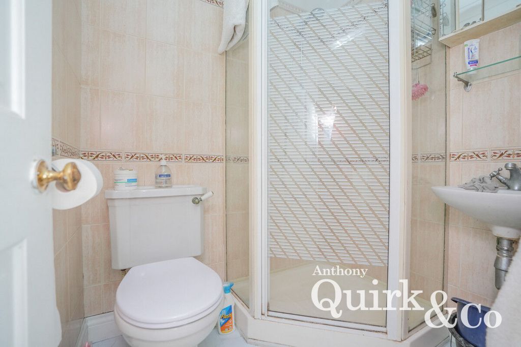 Additional image 15 of 5 bed detached house for saleSt. Agnes Drive, Canvey Island SS8