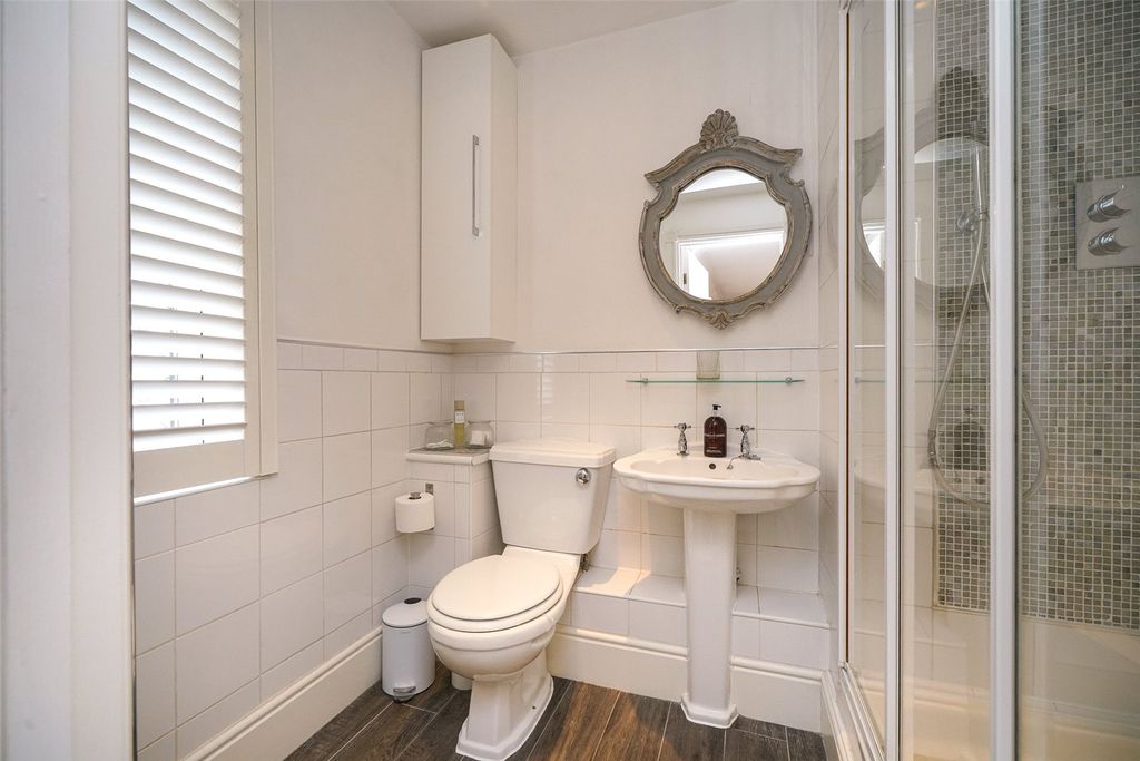 Additional image 26 of 5 bed detached house for saleChiltern Close, Bushey, Hertfordshire WD23