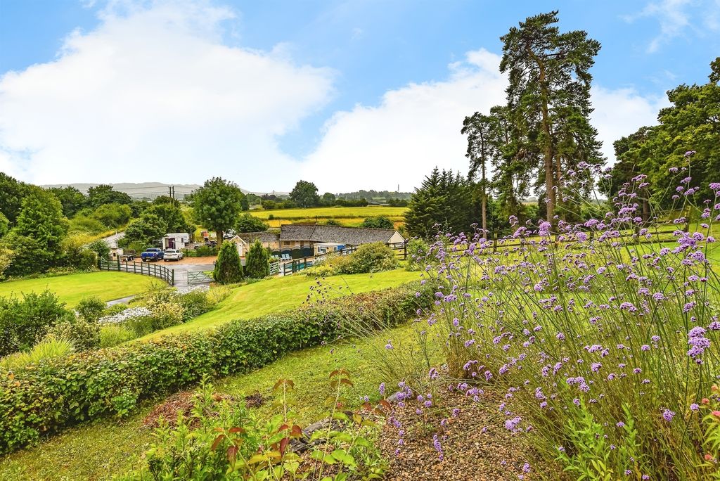 Additional image 21 of 14 bed detached house for saleLacock Road, Patterdown, Chippenham SN15