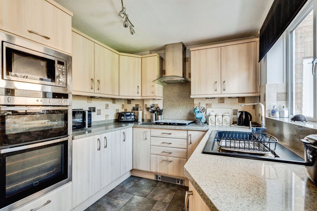 Additional image 3 of 4 bed link detached house for saleThe Maples, Carterton OX18