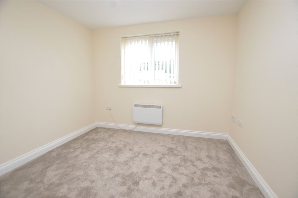 Additional image 10 of 1 bed flat for saleEast Hill, Tuckingmill, Camborne, Cornwall TR14