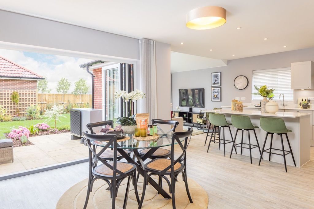 Additional image 2 of 5 bed detached house for saleBanbury Road, Chipping Norton OX7