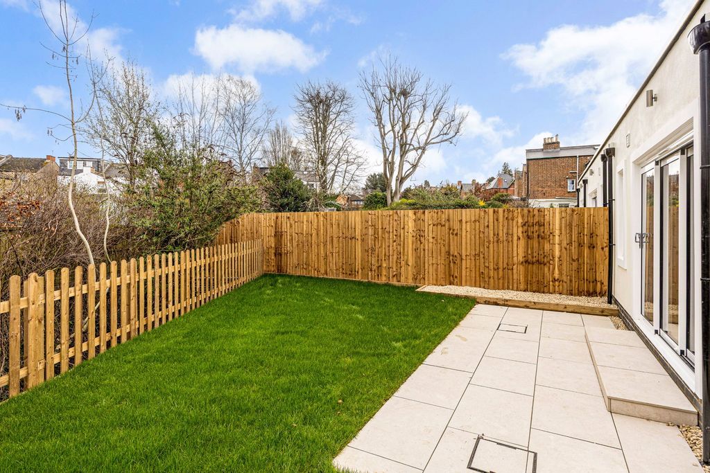 Additional image 17 of 3 bed semi-detached house for saleLondon Road, Cheltenham GL52